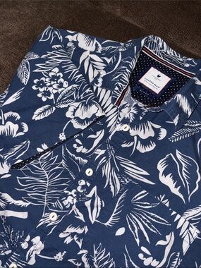 Cactus Navy‎ & White Tropical Print Button-Down Shirt. Slim Fit Size L
